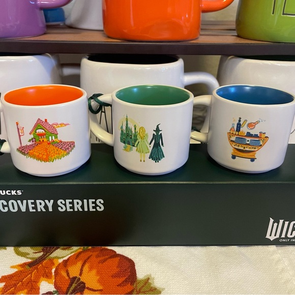 Wicked Starbucks Universal Studios Discovery Series Mini Mug ORNAMENT Set. - Picture 6 of 7